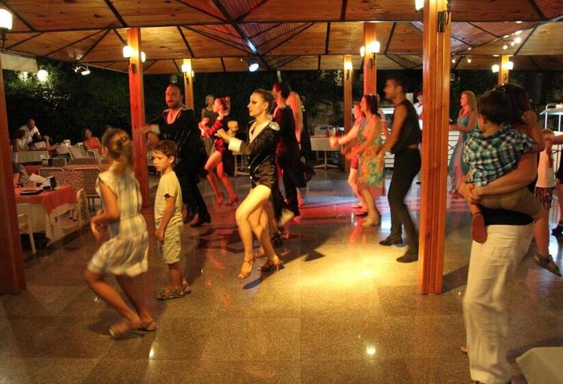 Отель Perdikia Beach