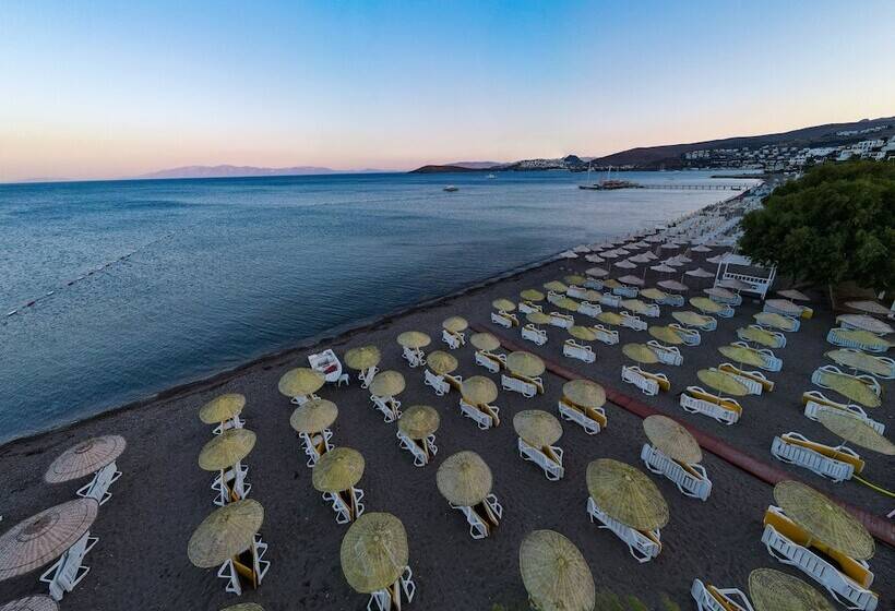 בית מלון כפרי Petunya Beach Resort