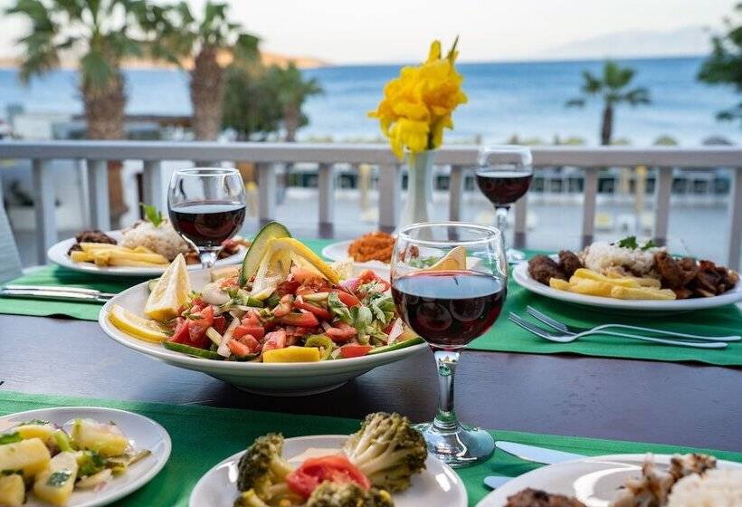 בית מלון כפרי Petunya Beach Resort