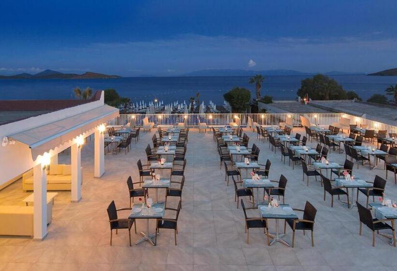 בית מלון כפרי Petunya Beach Resort