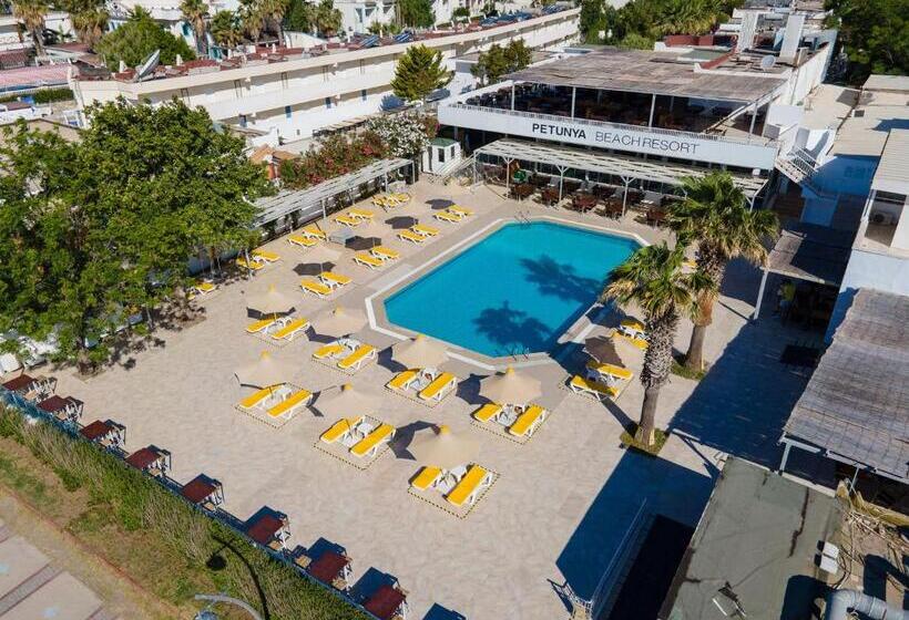 בית מלון כפרי Petunya Beach Resort