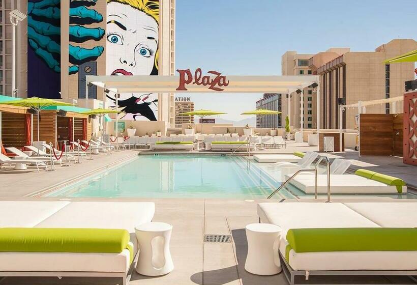 Plaza Hotel & Casino