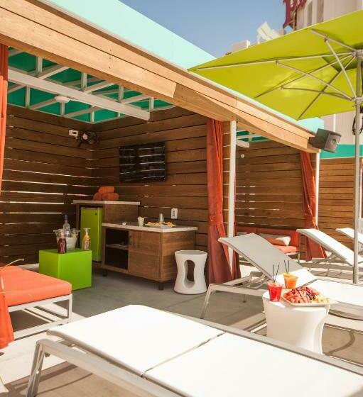 Plaza Hotel & Casino