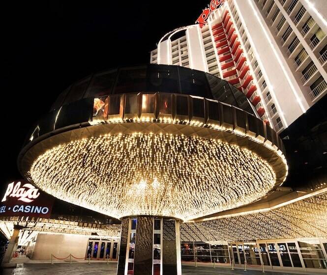 Plaza Hotel & Casino