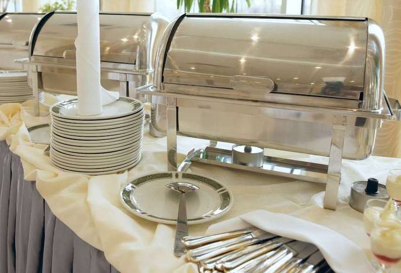 Plaza Hotel & Casino