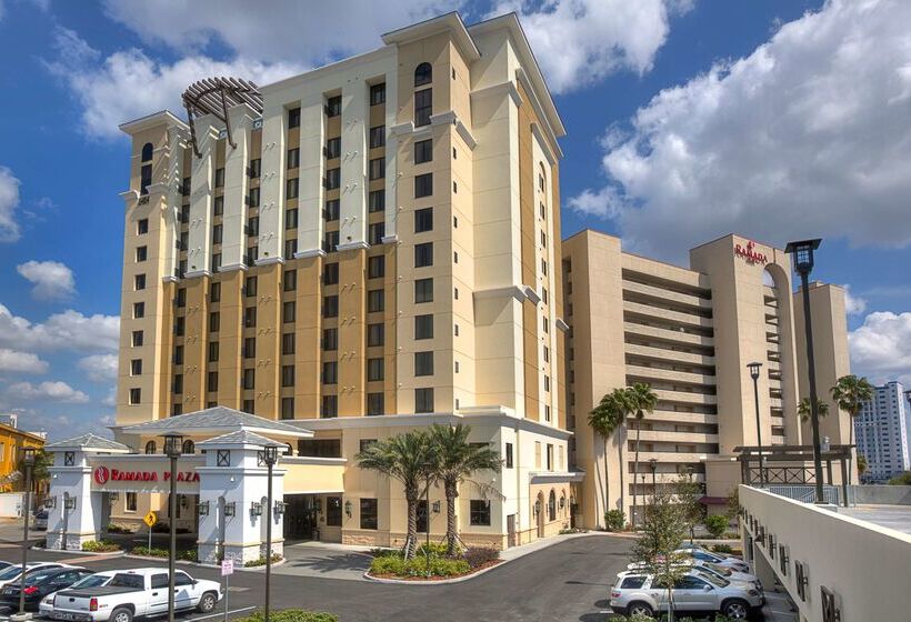 호텔 Ramada Plaza Resort & Suites By Wyndham Orlando Intl Drive