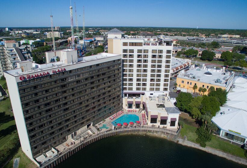 호텔 Ramada Plaza Resort & Suites By Wyndham Orlando Intl Drive