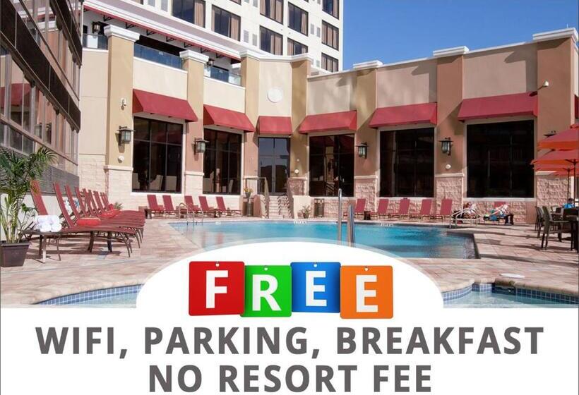 호텔 Ramada Plaza Resort & Suites By Wyndham Orlando Intl Drive