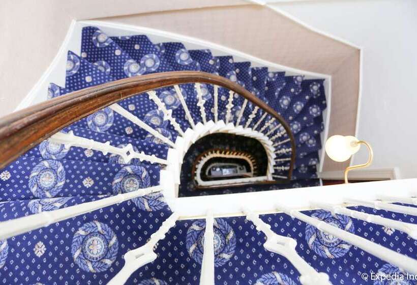 Regent House Hotel   City Centre