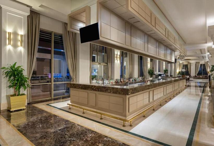 فندق Rixos Premium Belek, The Land of Legends Access