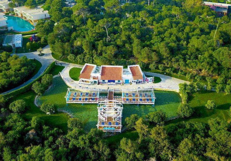 فندق Rixos Premium Belek, The Land of Legends Access