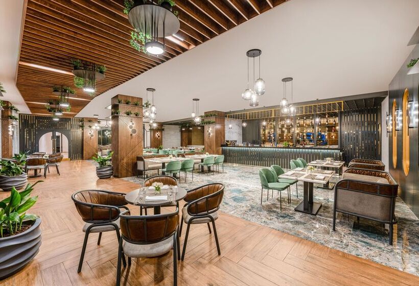 فندق Rixos Premium Tekirova, The Land of Legends Access