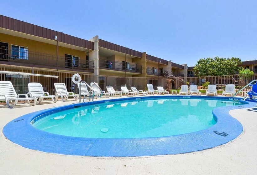 فندق Rodeway Inn At Lake Powell