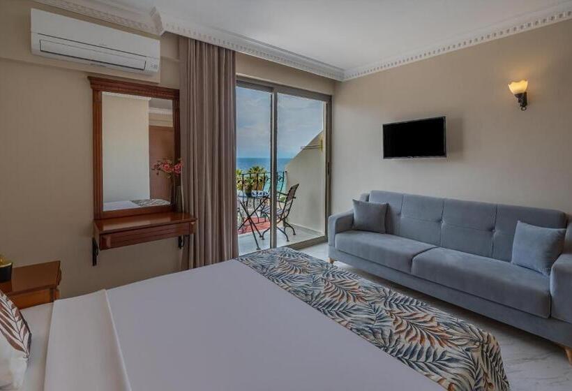 Отель Rosy Suites