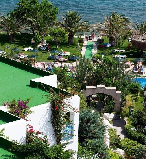 فندق Royal Asarlik Beach