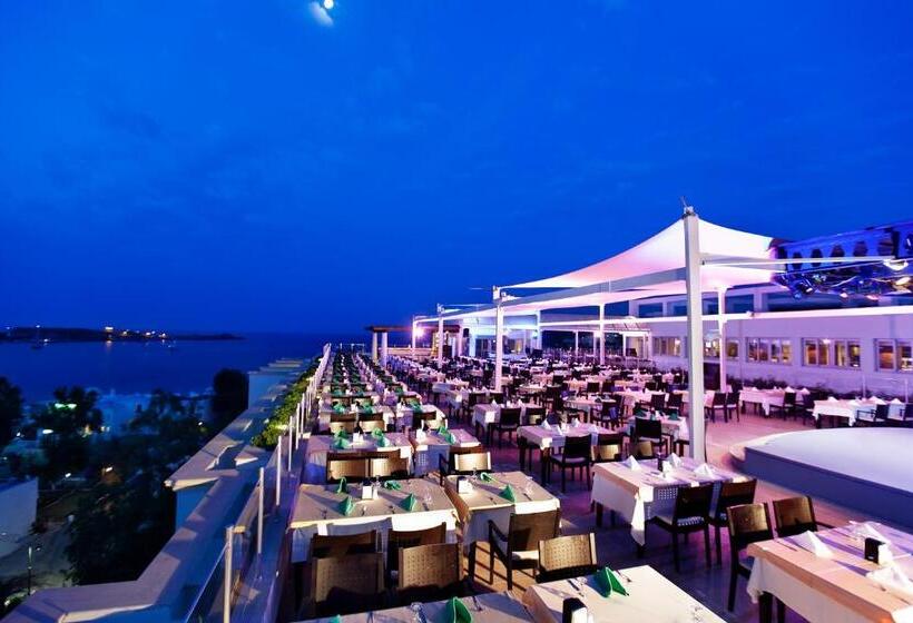 فندق Royal Asarlik Beach