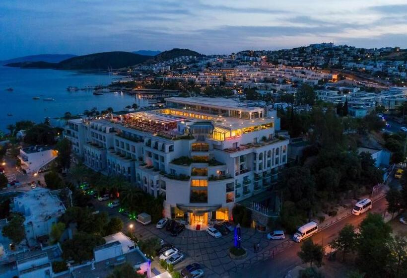 فندق Royal Asarlik Beach