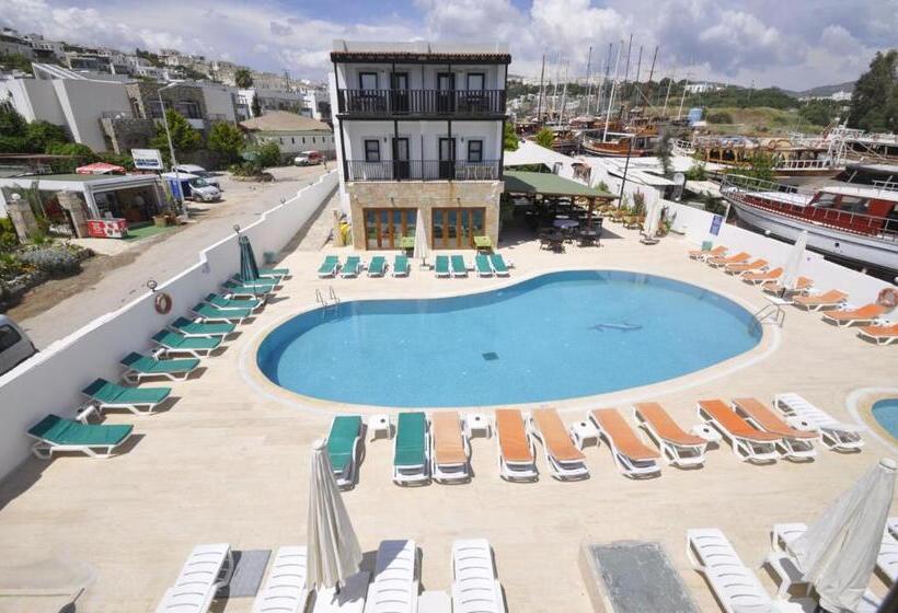 Salinas Beach Hotel Bodrum Boutique Concept