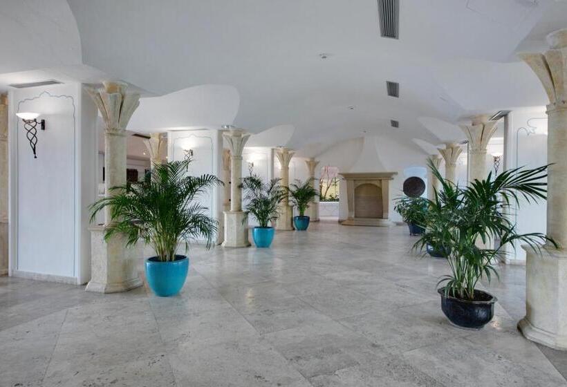 בית מלון כפרי Sighientu Resort