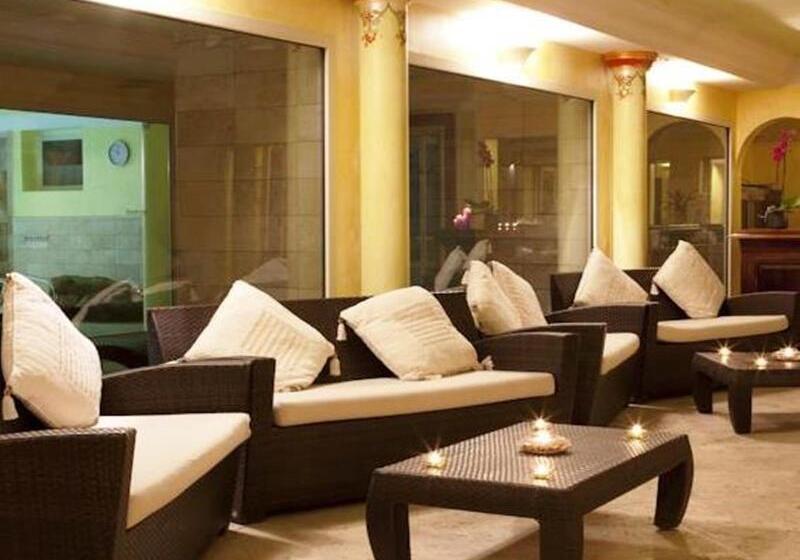 בית מלון כפרי Sighientu Resort