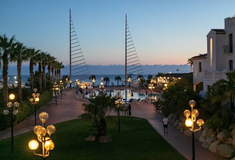 בית מלון כפרי Sighientu Resort