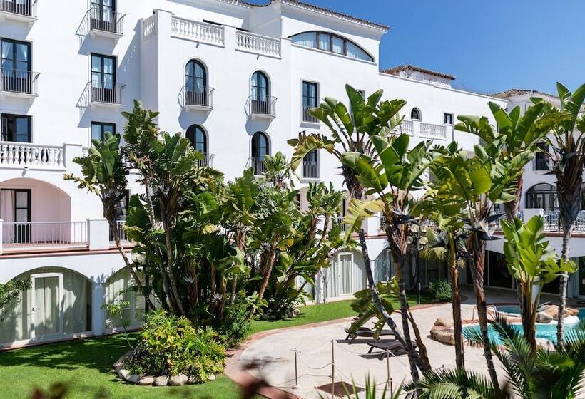 בית מלון כפרי Sighientu Resort