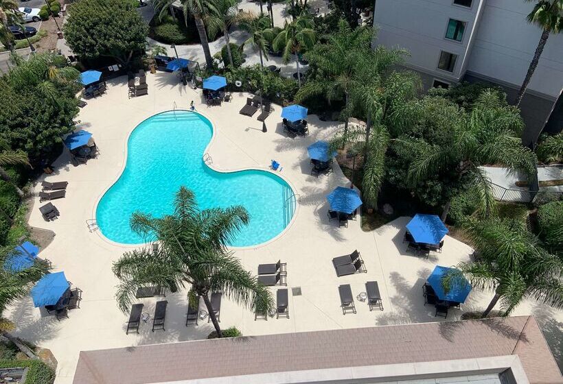 فندق Sonesta Anaheim Resort Area