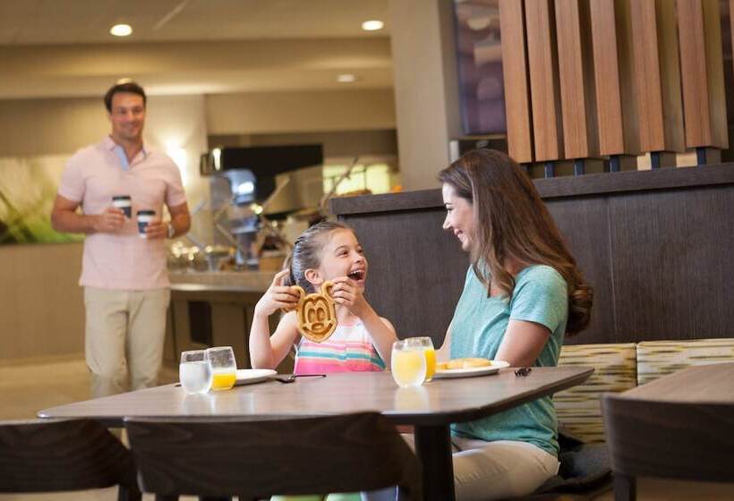 Отель Springhill Suites By Marriott Orlando Lake Buena Vista In Marriott Village