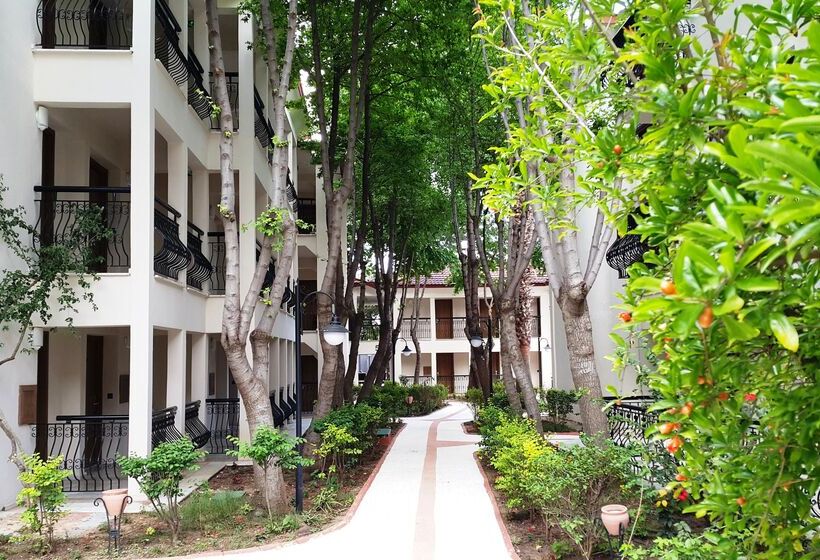 هتل Sundia By Liberty Oludeniz