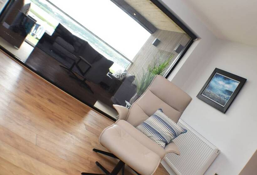 Отель The Glenmoriston Townhouse