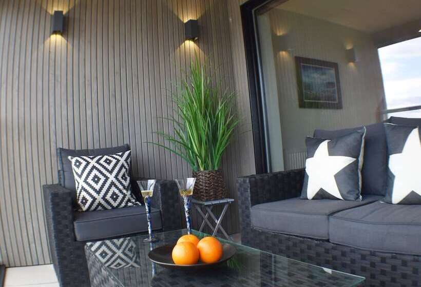 Отель The Glenmoriston Townhouse