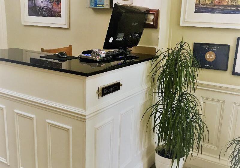 호텔 The Haymarket