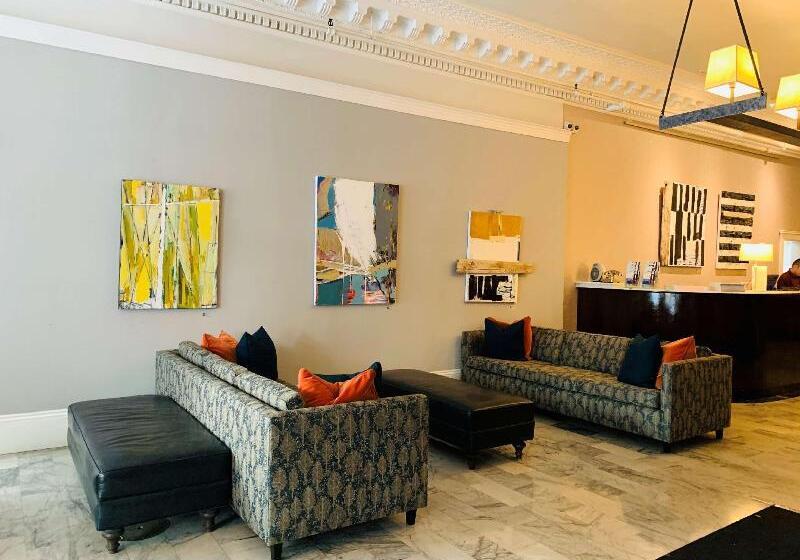 ホテル The Mosser