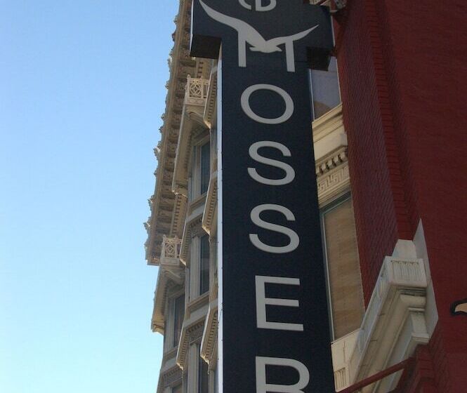 ホテル The Mosser