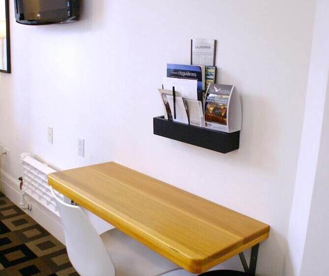 ホテル The Mosser