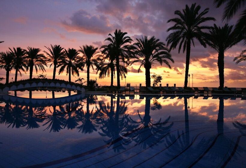 ホテル The Norm Oriental