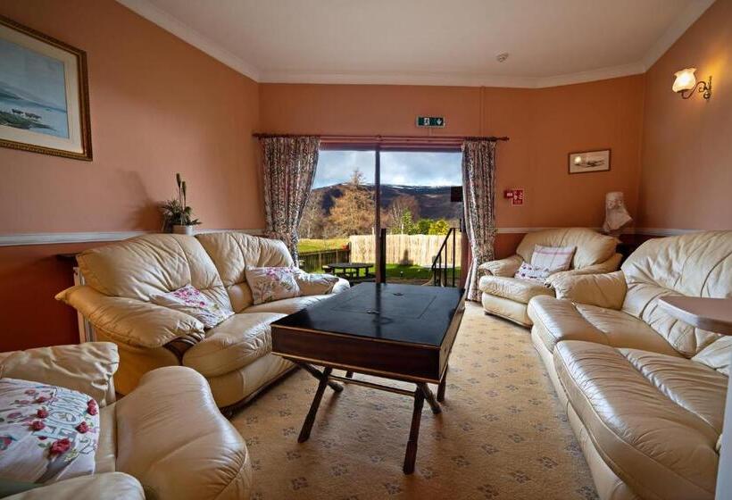 酒店 The Rowan Tree Country