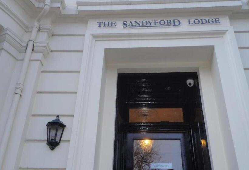 בית מלון כפרי Sandyford Lodge