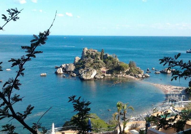 هتل Villa Esperia