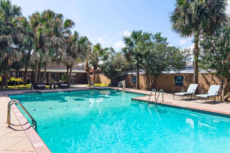 هتل Wyndham Garden New Orleans Airport