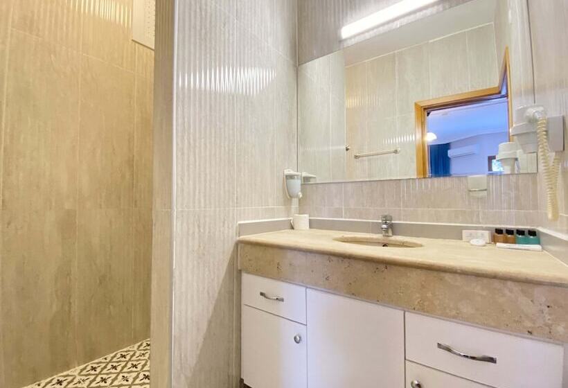 Отель Zehra Tatil Köyü  Halal All Inclusive