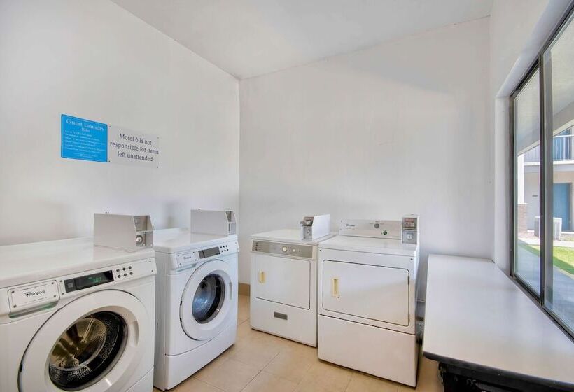 Motel 6 Lafayette, La