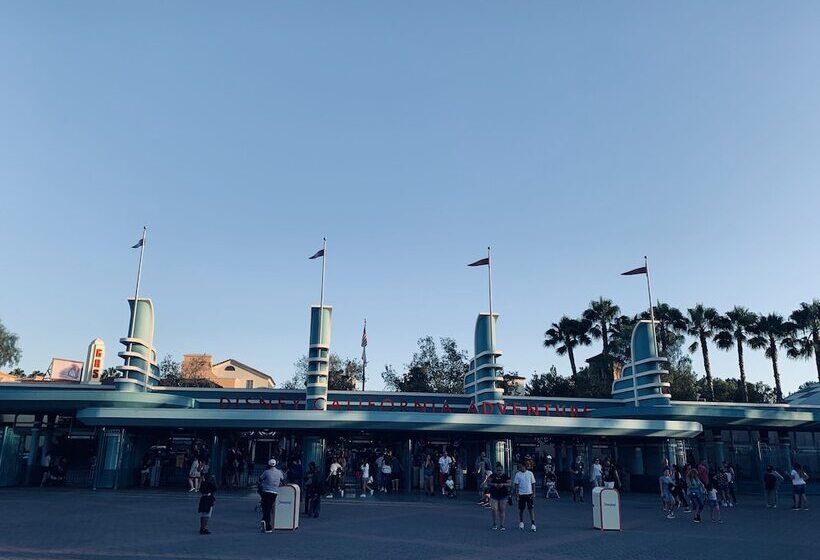 Motel 6anaheim, Ca  Convention Center