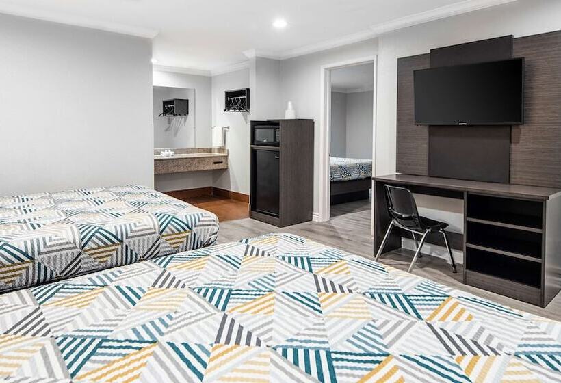 Motel 6anaheim, Ca  Convention Center