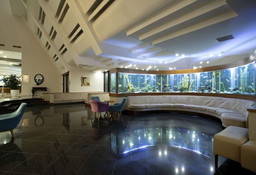 Perre La Mer Hotel Resort & Spa