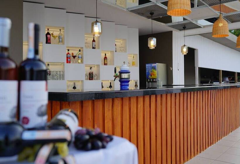 Perre La Mer Hotel Resort & Spa