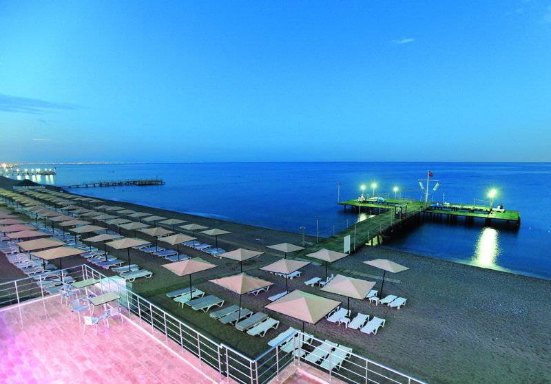 Perre La Mer Hotel Resort & Spa