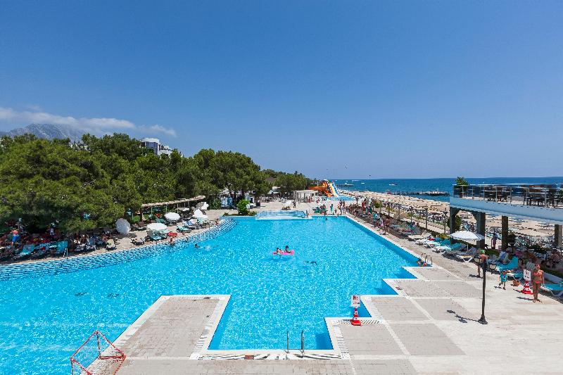 Perre La Mer Hotel Resort & Spa