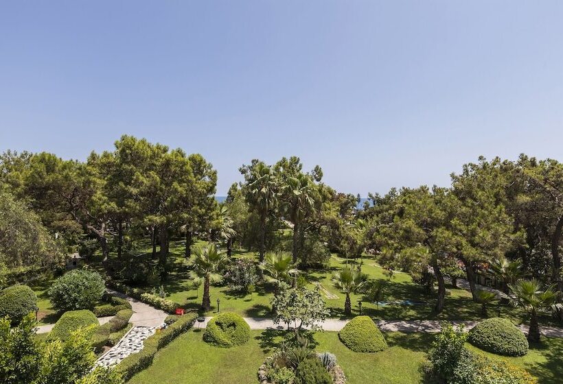 Perre La Mer Hotel Resort & Spa