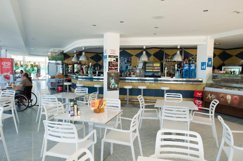 Playa Bella Apartments